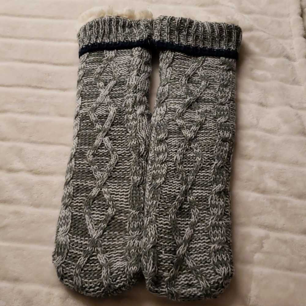 Grey & White Chrochet Slipper Socks